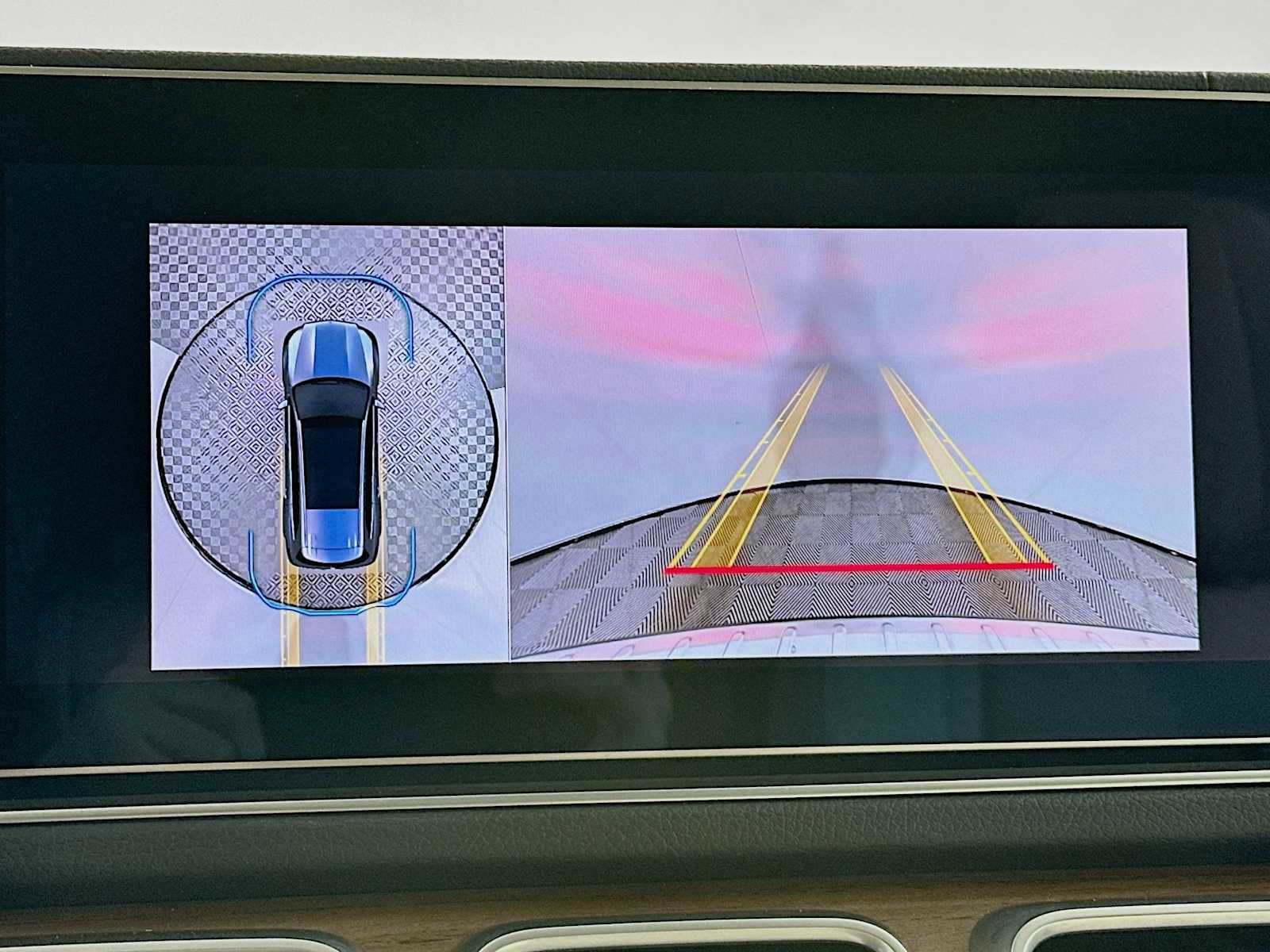 Used 2024 Mercedes-Benz GLS 580 4MATIC image 19