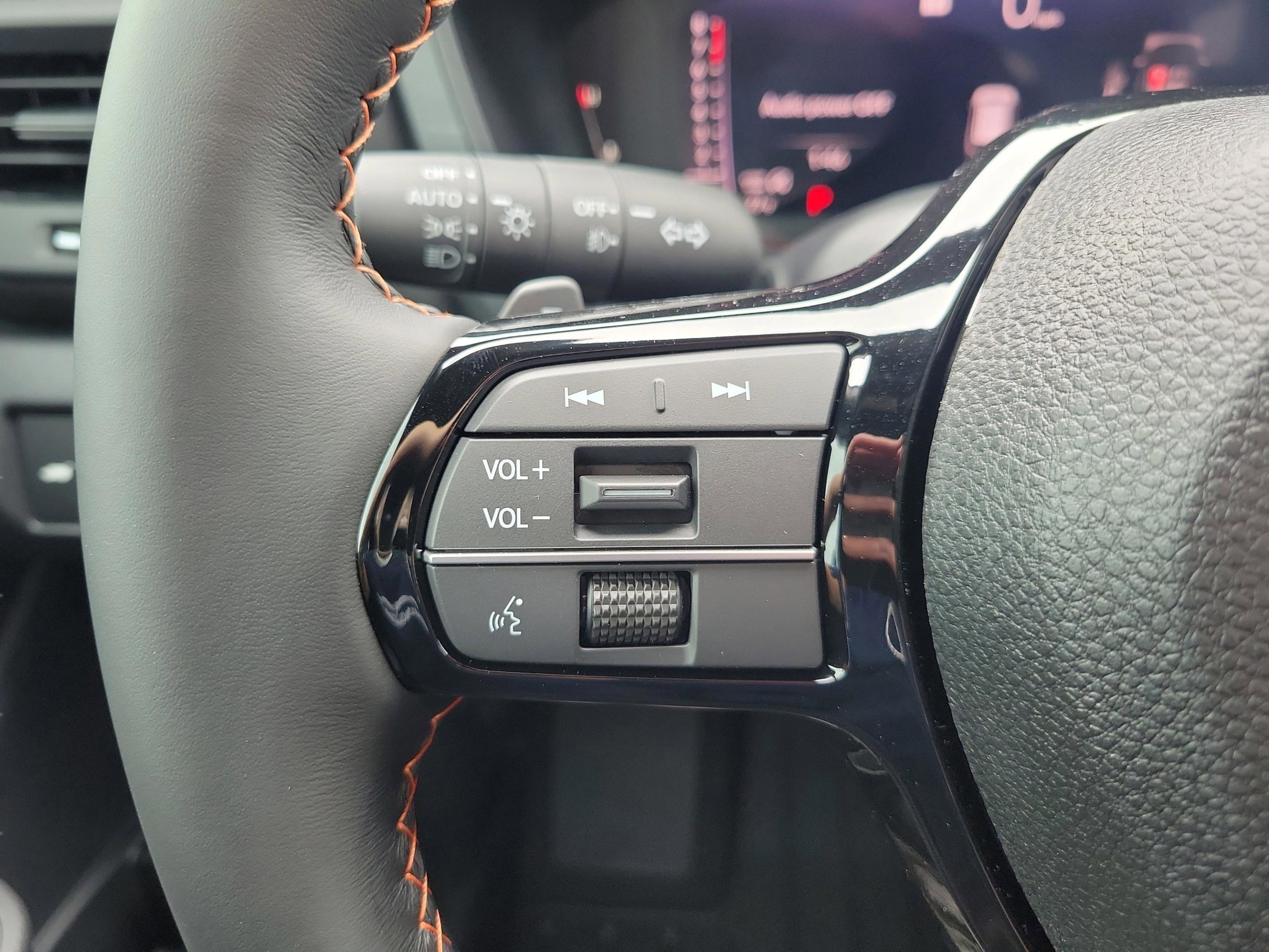 New 2026 Honda Pilot Sport image 28