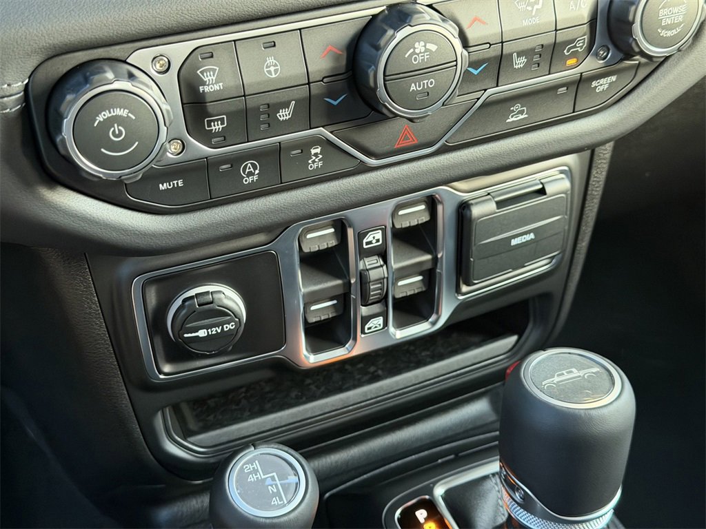 New 2026 Jeep Gladiator Sport image 19