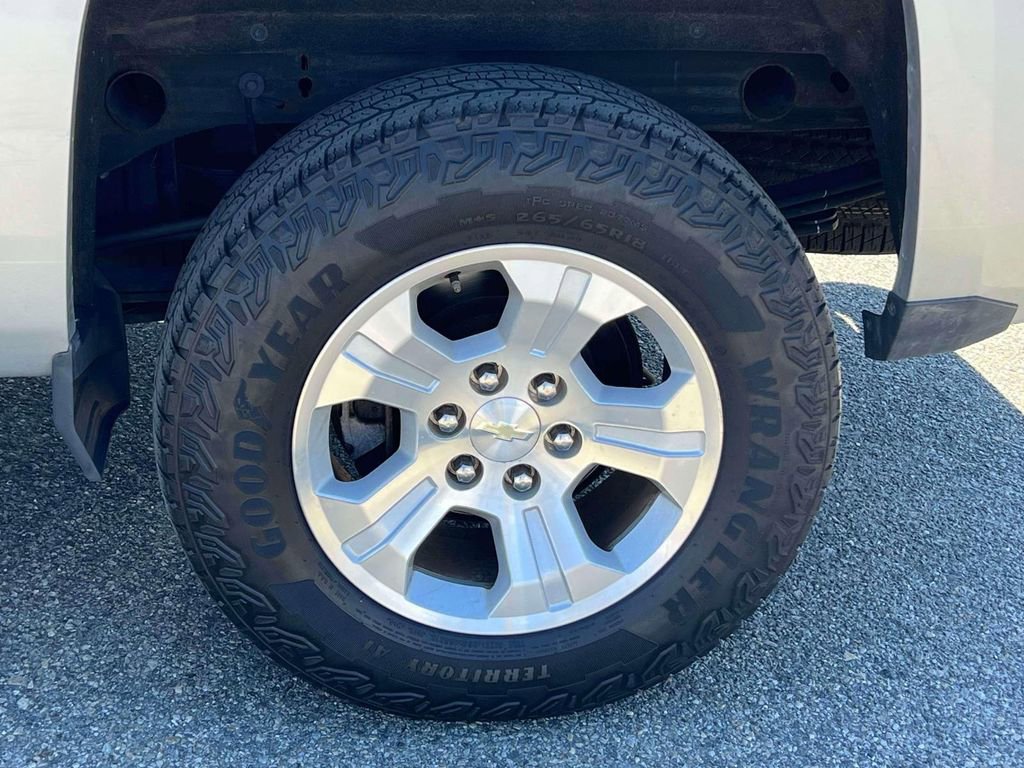 Used 2018 Chevrolet Silverado 1500 LT w/ All Star Edition AWD/4WD image 12