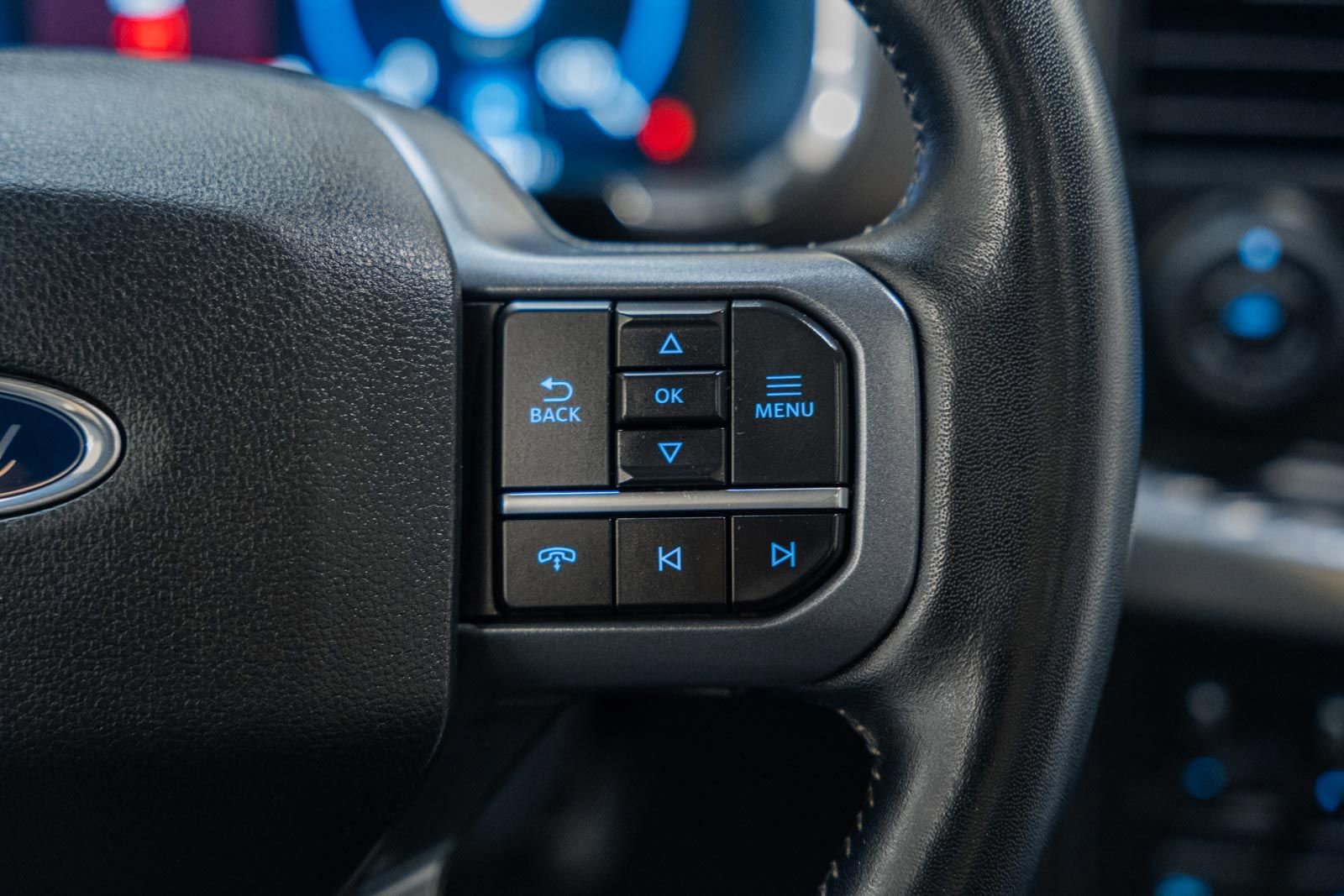 Certified 2023 Ford F150 Lariat w/ Equipment Group 502A High image 36