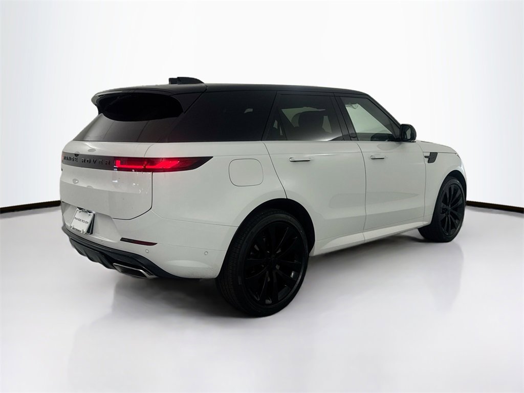 New 2026 Land Rover Range Rover Sport Dynamic SE image 5