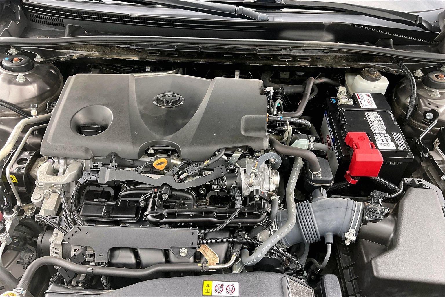 Used 2021 Toyota Camry XSE FWD image 13