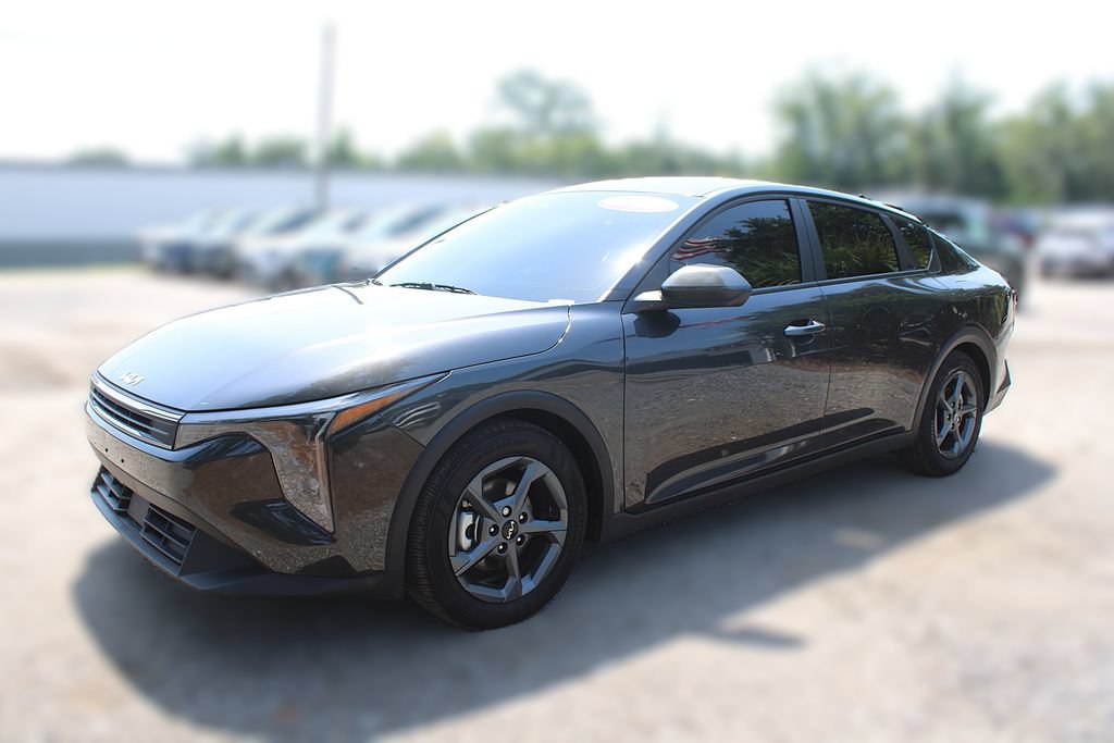 Certified 2025 Kia K4 FWD image 14
