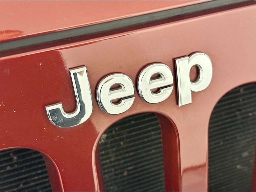 Used 2010 Jeep Wrangler Unlimited Sport RWD image 30