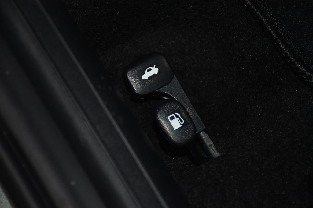 New 2026 Hyundai Elantra Sport image 23