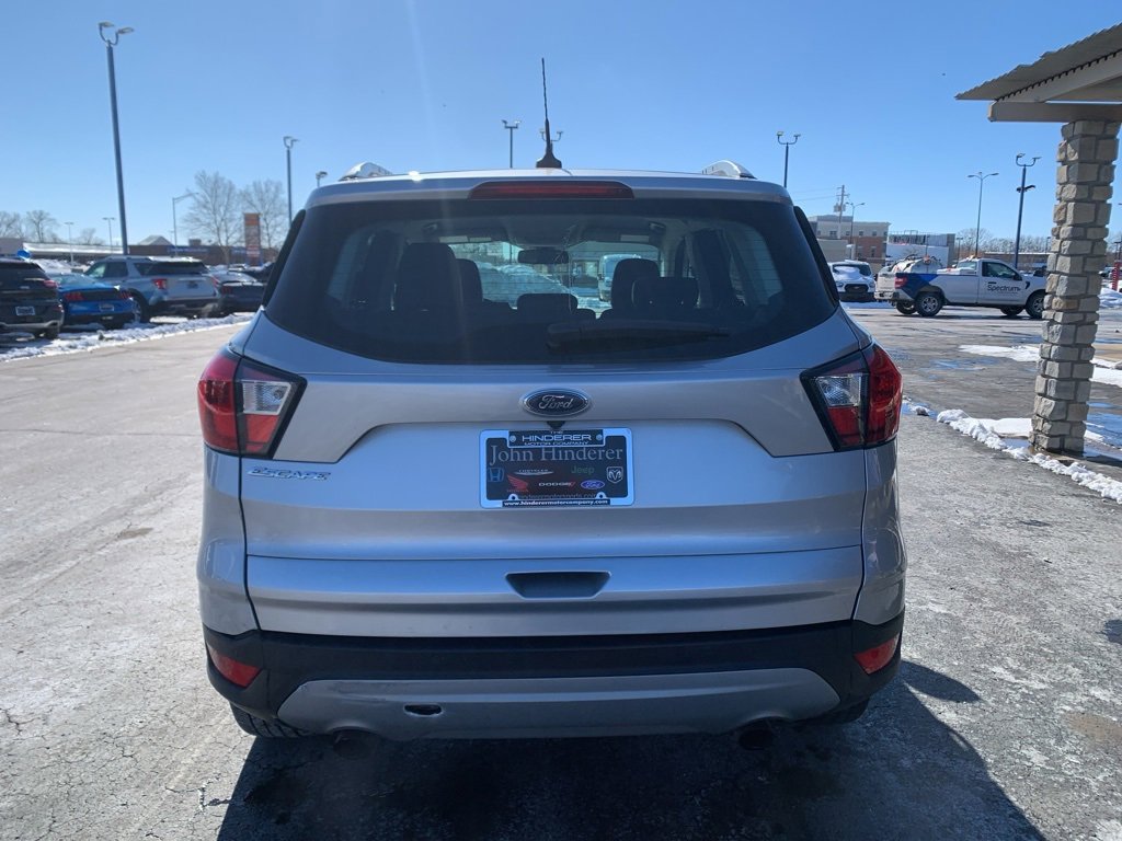 Used 2019 Ford Escape Titanium image 4