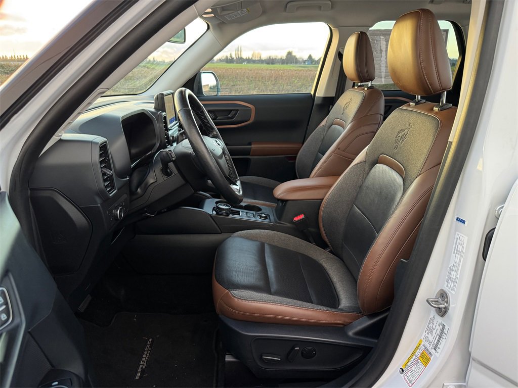 Used 2021 Ford Bronco Sport Outer Banks w/ Outer Banks Package (96D) image 9