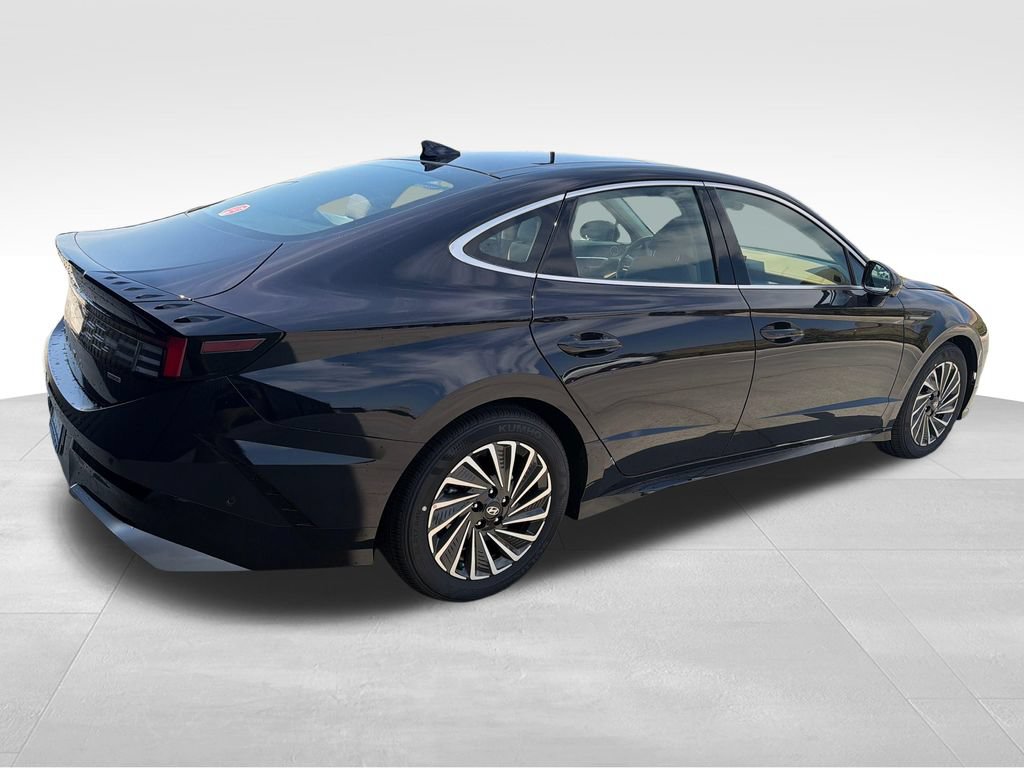 New 2026 Hyundai Sonata Limited FWD image 7