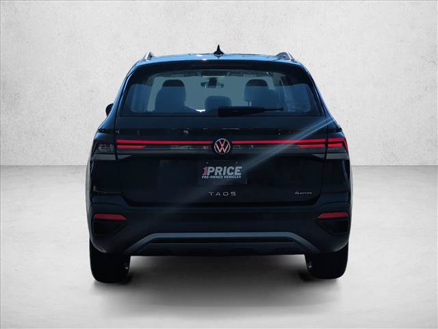 Used 2025 Volkswagen Taos S AWD/4WD image 6