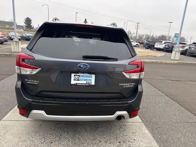 Used 2020 Subaru Forester Touring image 8