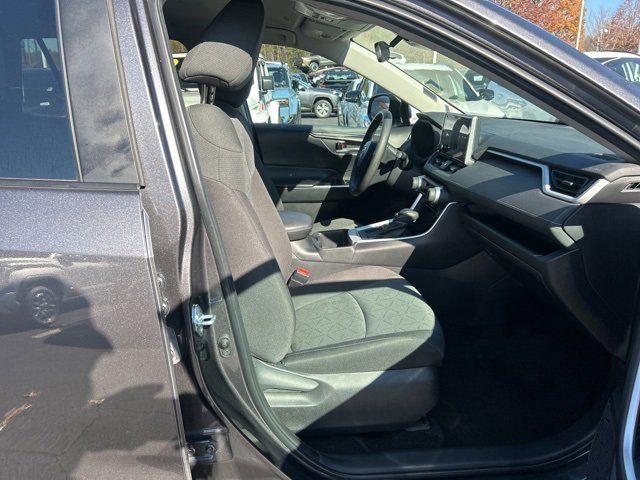Used 2024 Toyota RAV4 XLE image 17
