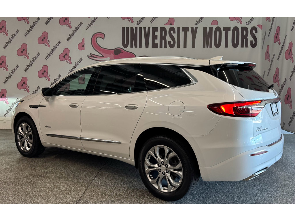 Used 2021 Buick Enclave Avenir w/ Avenir Technology Package FWD image 12