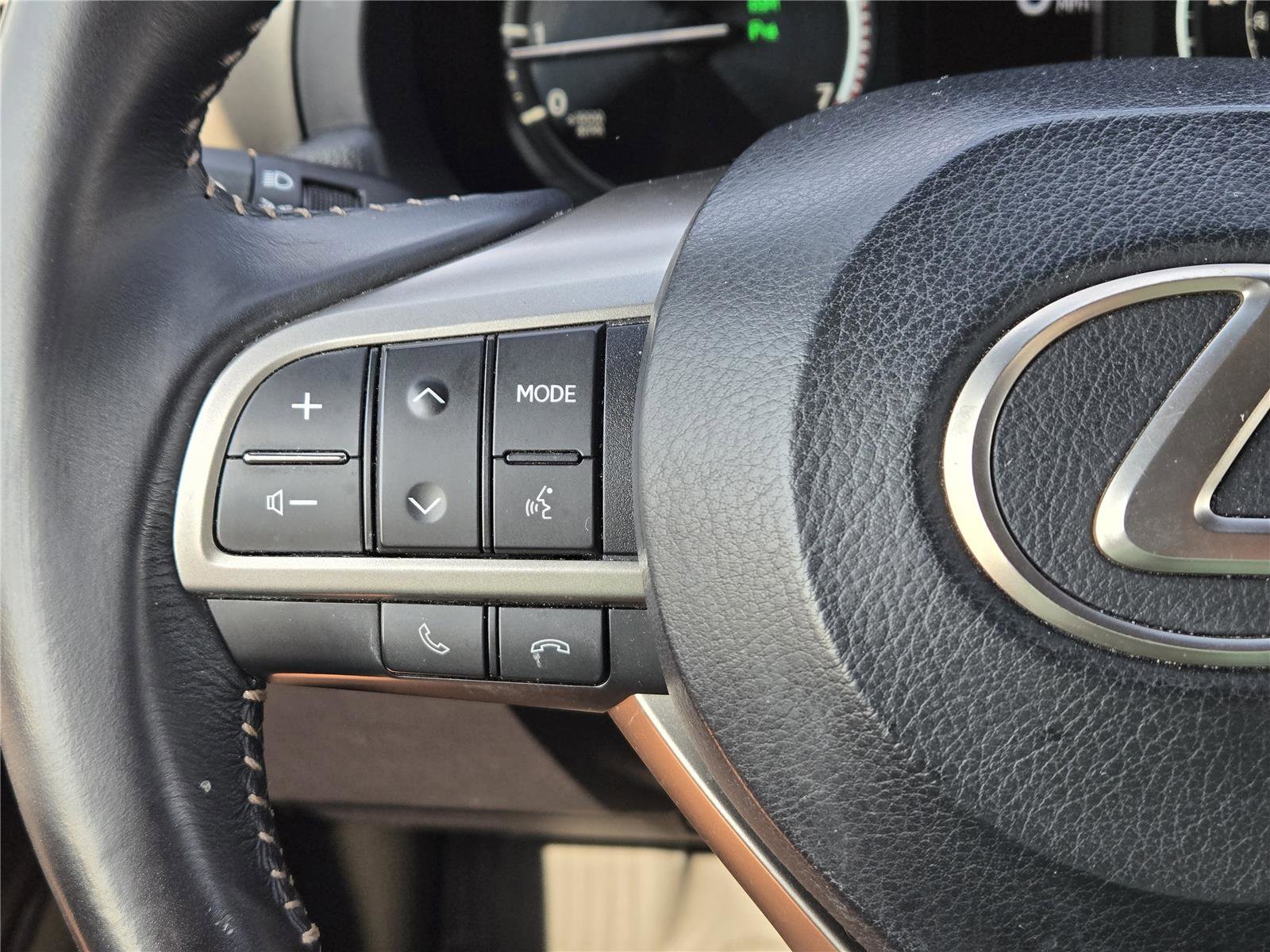 Used 2020 Lexus GX 460 Premium w/ Premium Package image 21