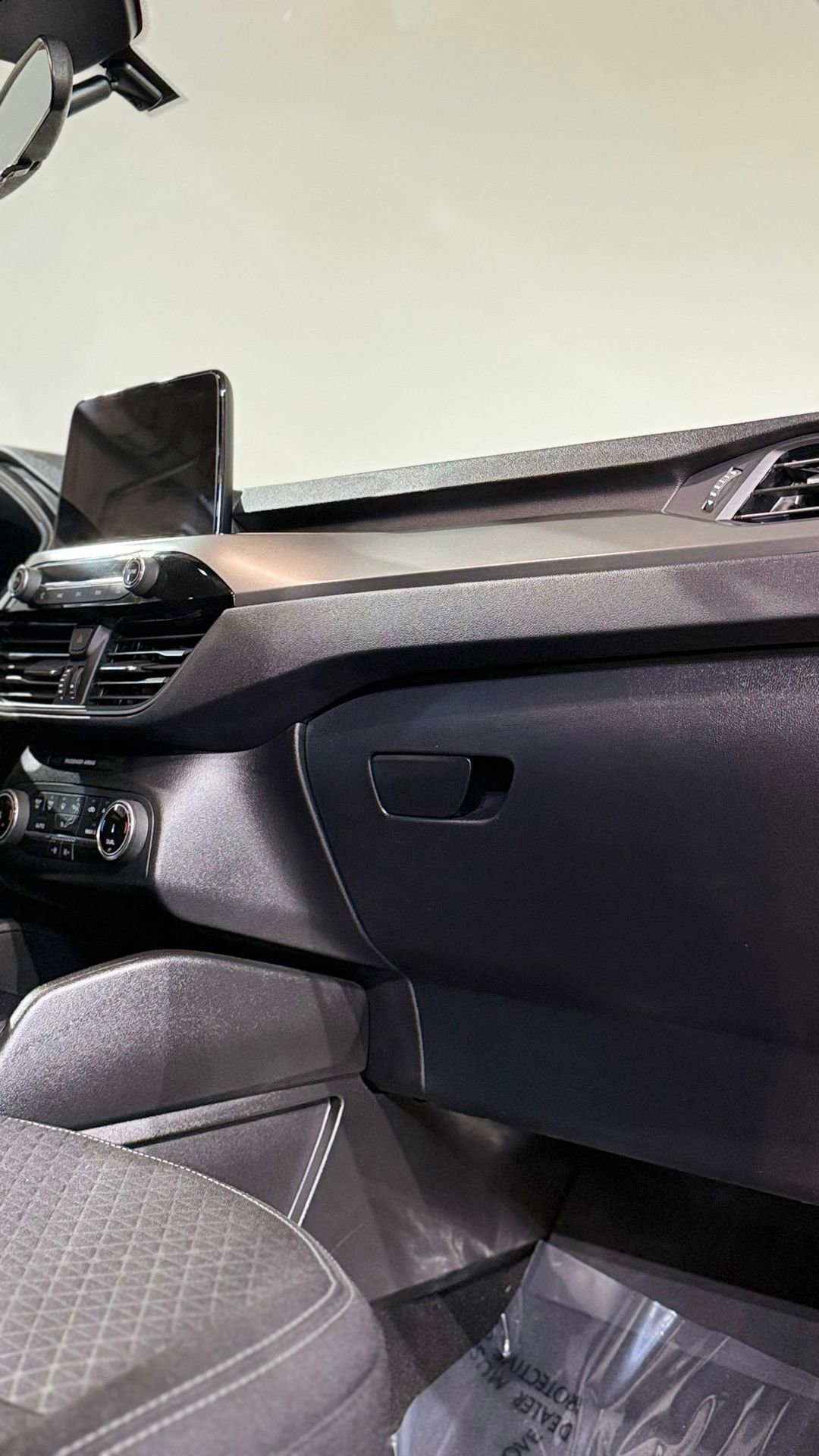 Used 2025 Ford Escape Active image 52