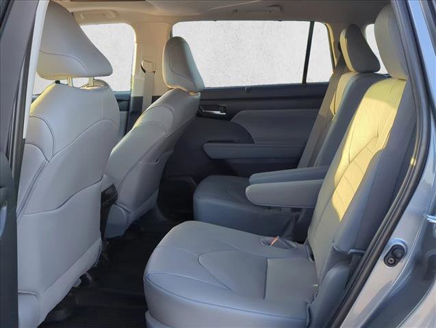 Certified 2026 Toyota Highlander XLE image 22