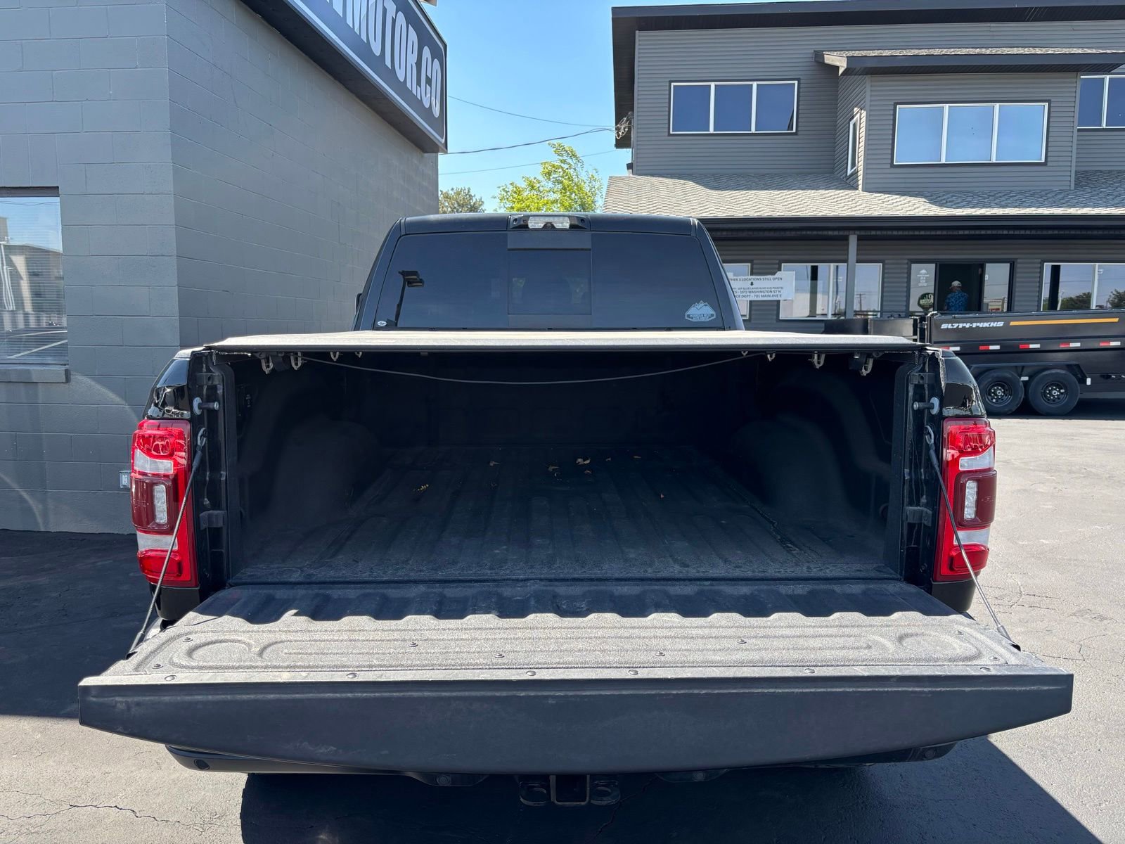Used 2023 RAM 3500 Limited AWD/4WD image 11