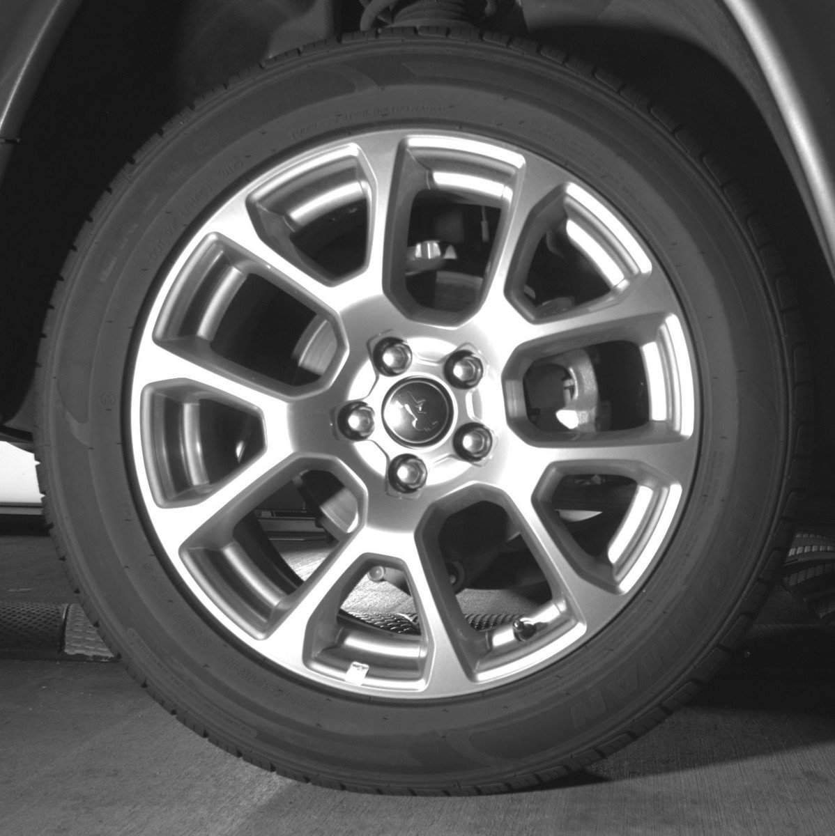 Used 2025 Jeep Compass Limited image 15