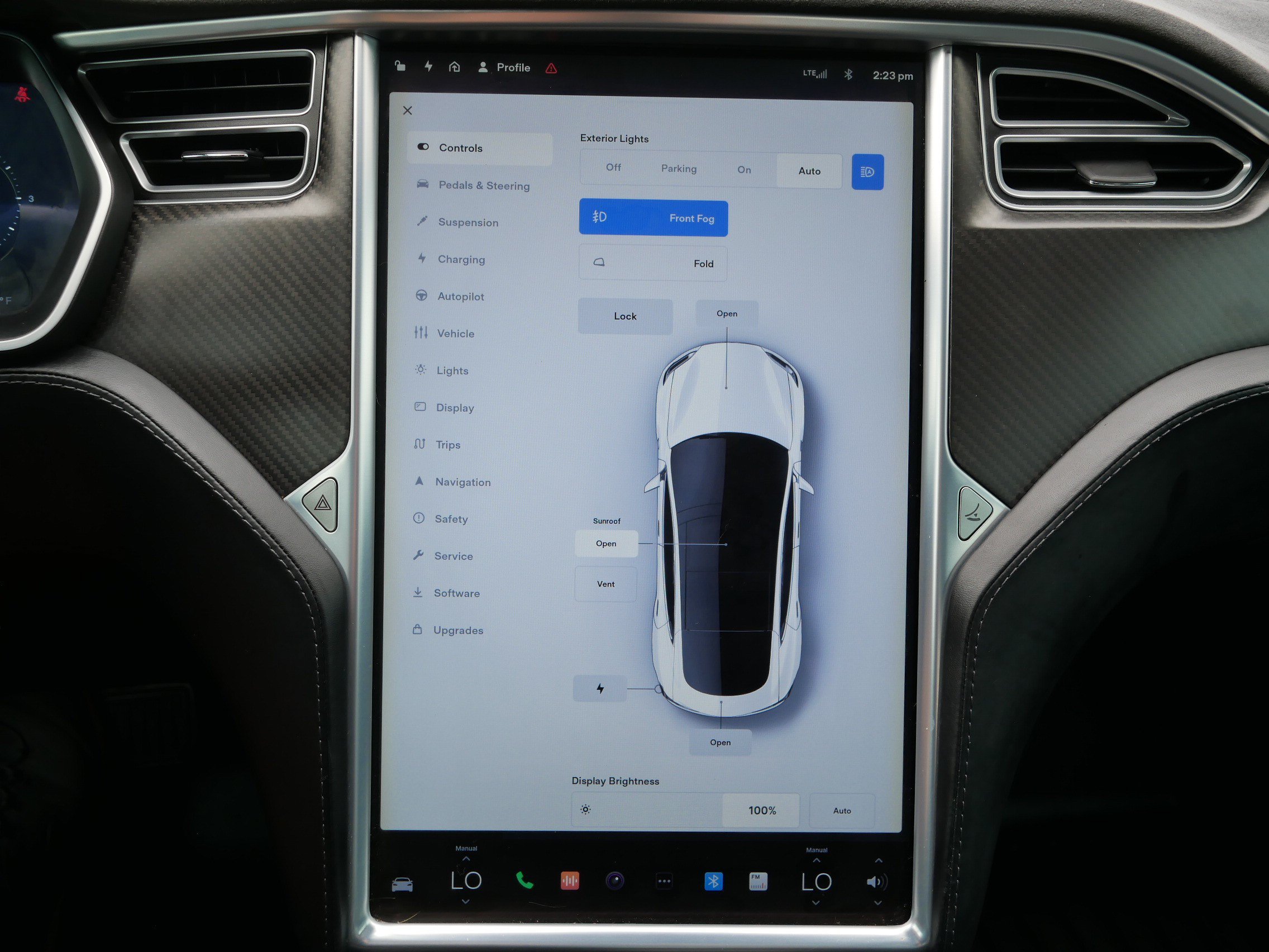 Used 2015 Tesla Model S 90D AWD/4WD image 30