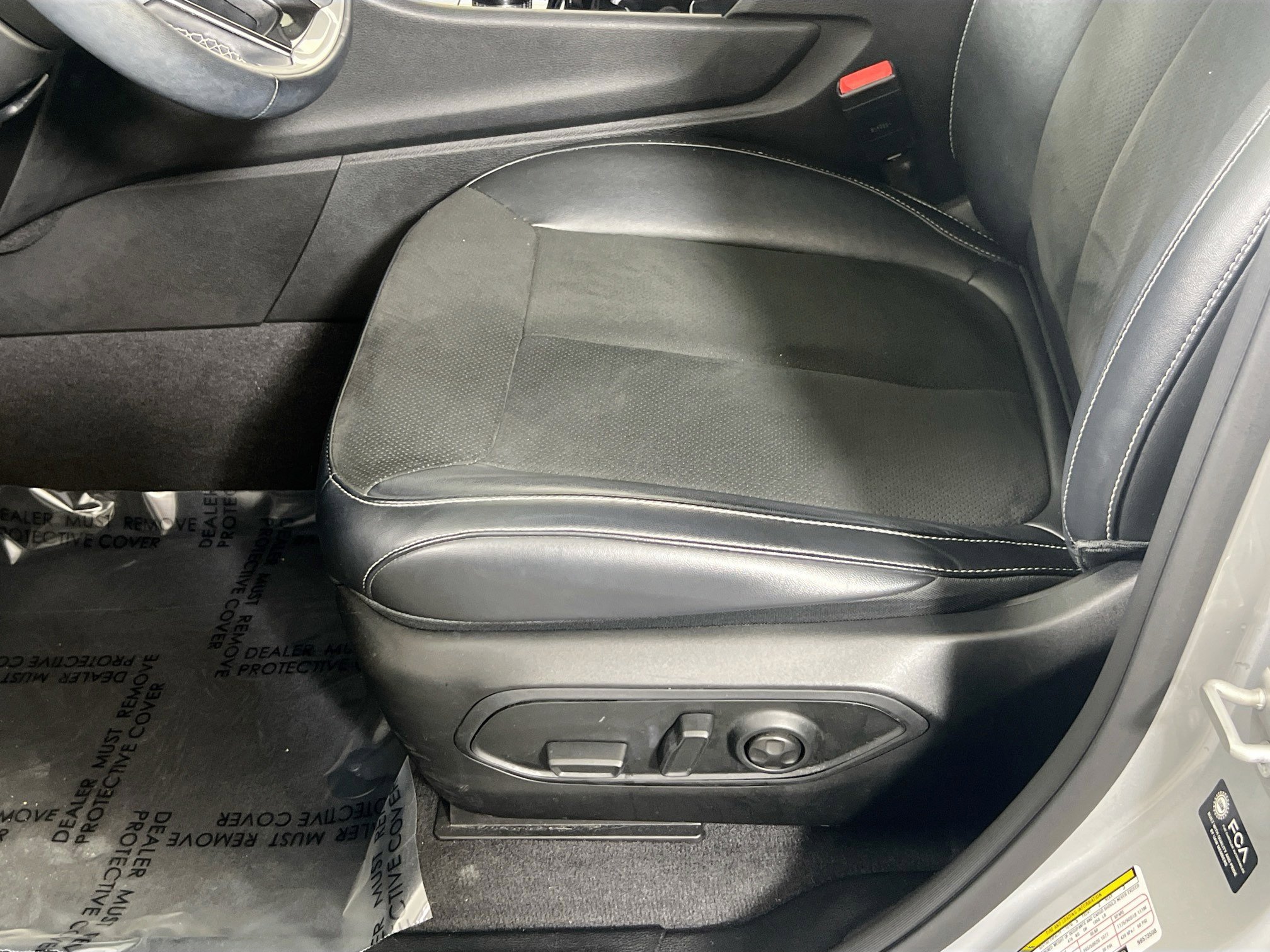 Used 2022 Jeep Grand Cherokee Altitude image 18
