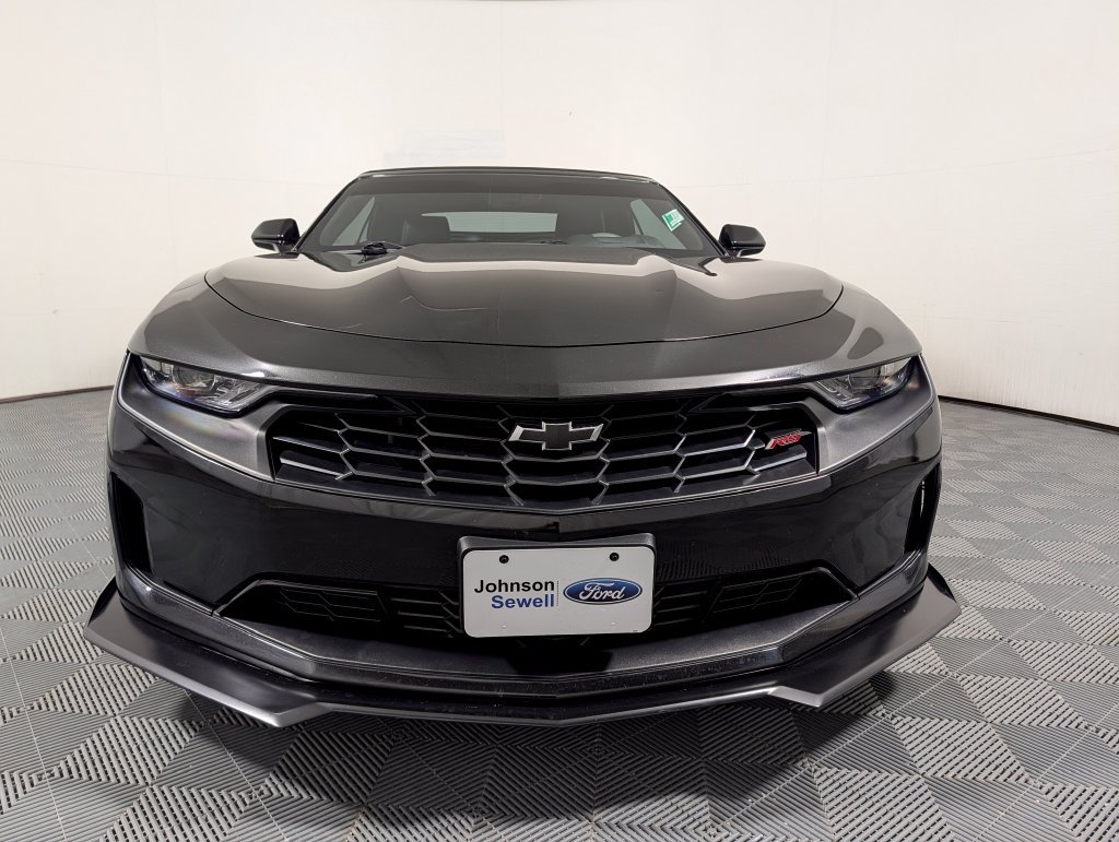 Used 2024 Chevrolet Camaro LT RWD image 3