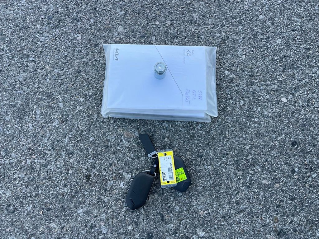 Used 2025 Kia K4 GT-Line image 26