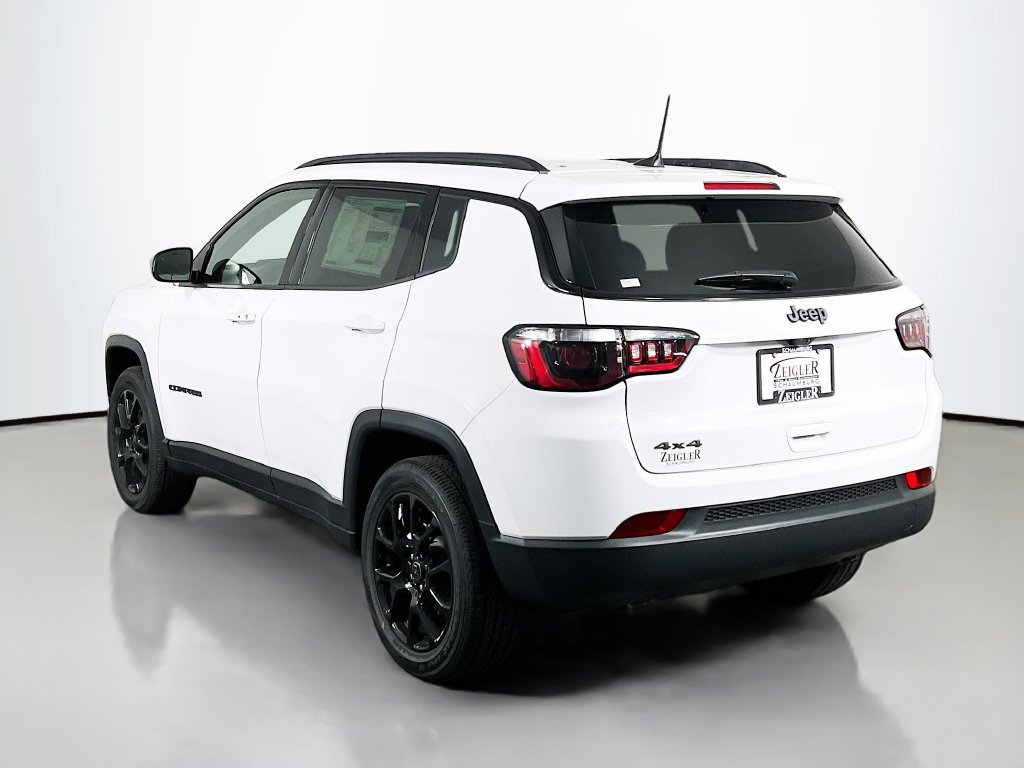 New 2026 Jeep Compass Latitude AWD/4WD image 5