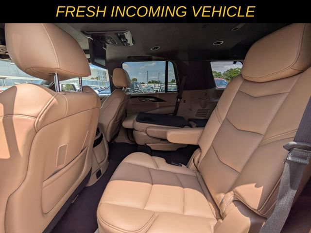 Used 2020 Cadillac Escalade Platinum RWD image 14