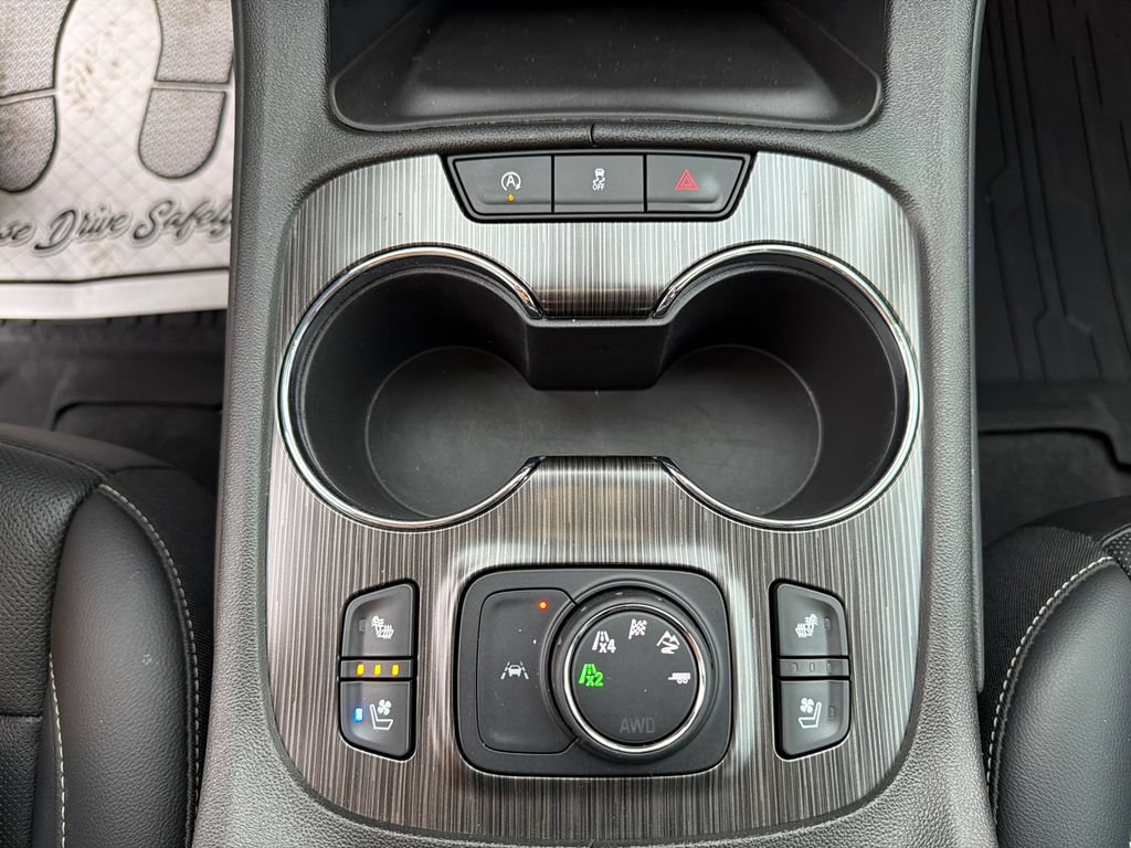 Used 2023 GMC Acadia SLT w/ Elevation Edition AWD/4WD image 34