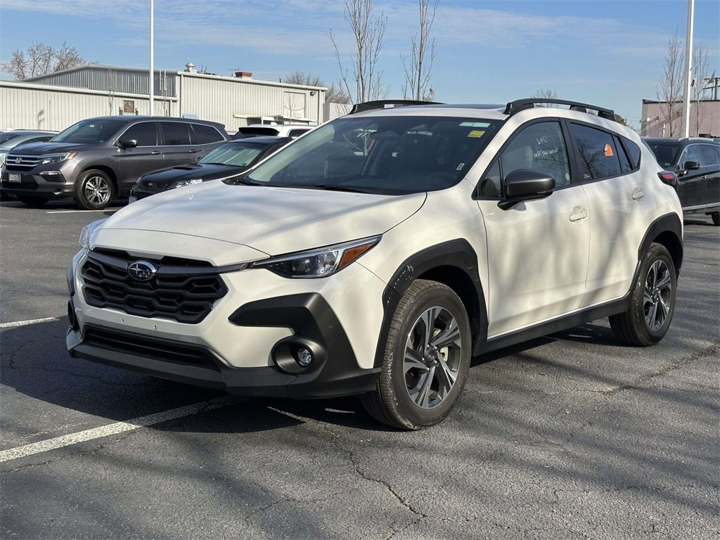 Used 2024 Subaru Crosstrek 2.0i Premium image 4