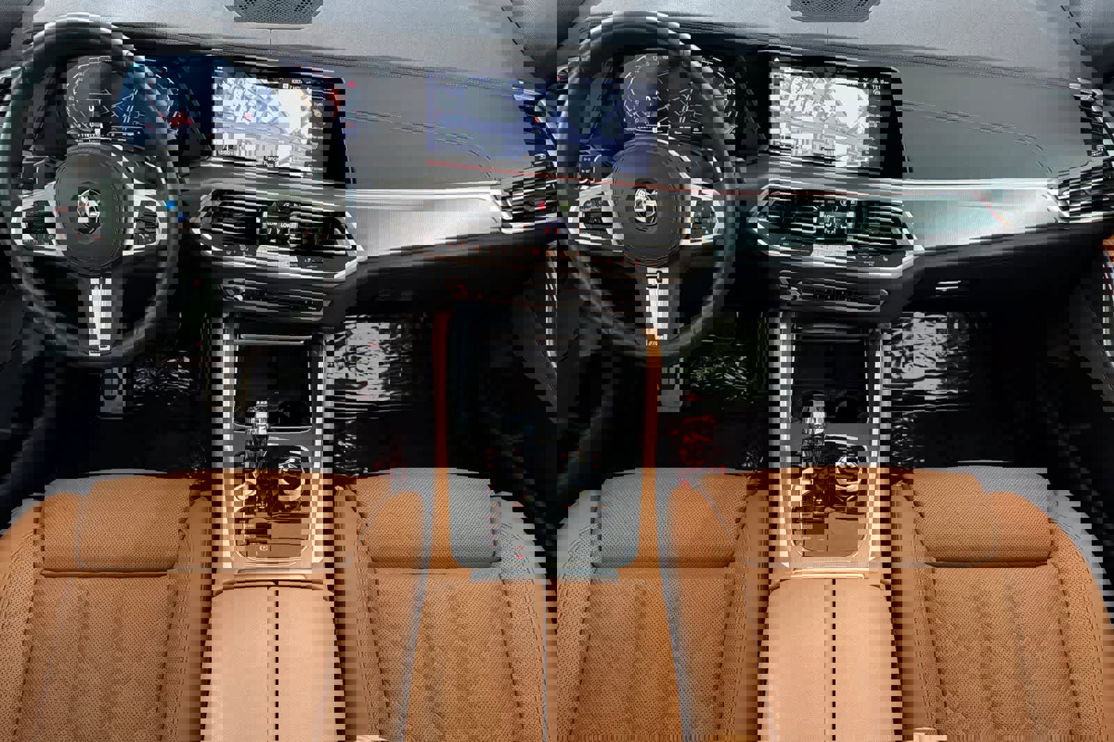 Used 2023 BMW X6 xDrive40i w/ M Sport Package image 3