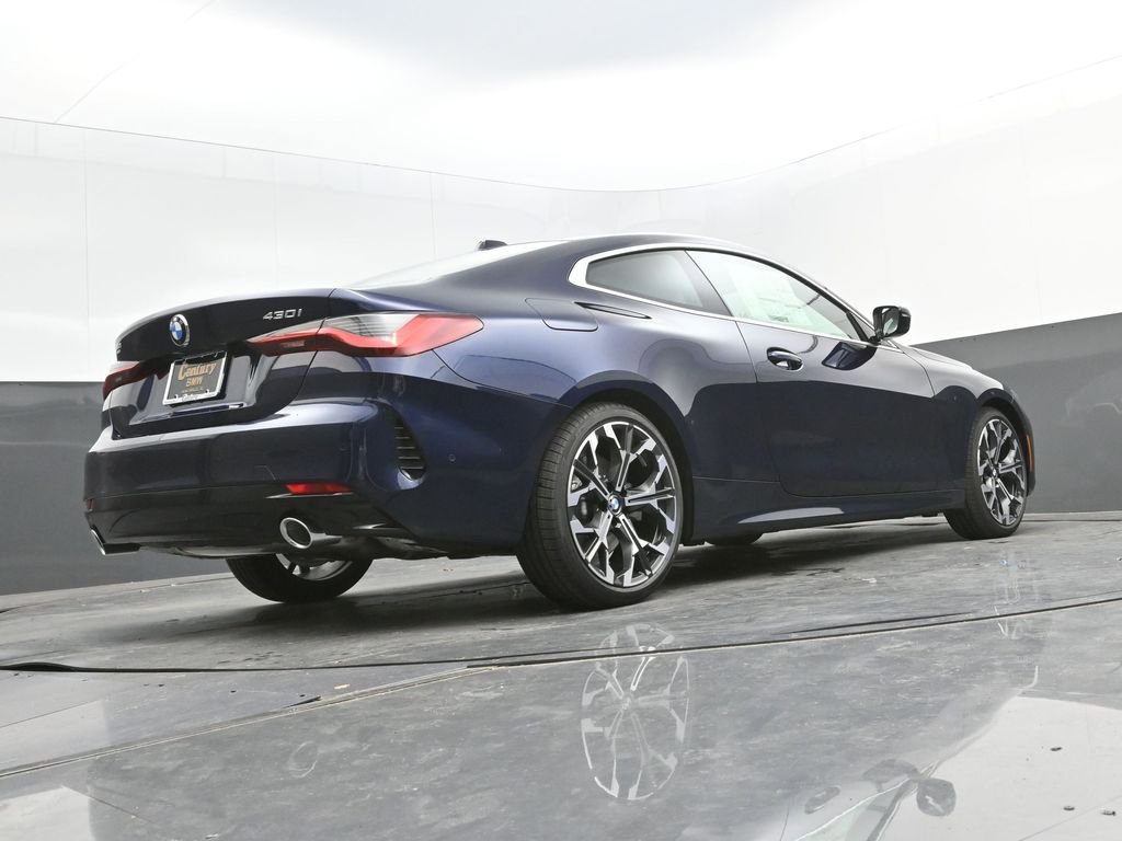New 2026 BMW 430i Coupe w/ Parking Assistance Package RWD image 40