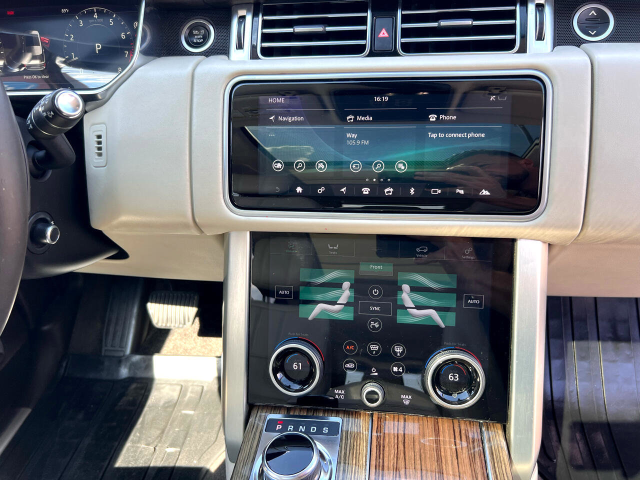 Used 2018 Land Rover Range Rover Long Wheelbase Supercharged image 29