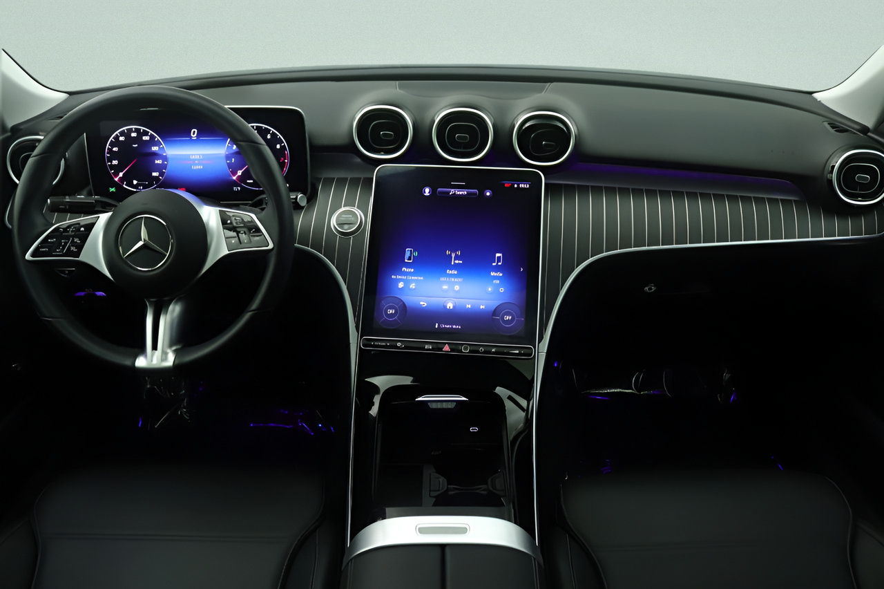 Used 2023 Mercedes-Benz C 300 Sedan image 7