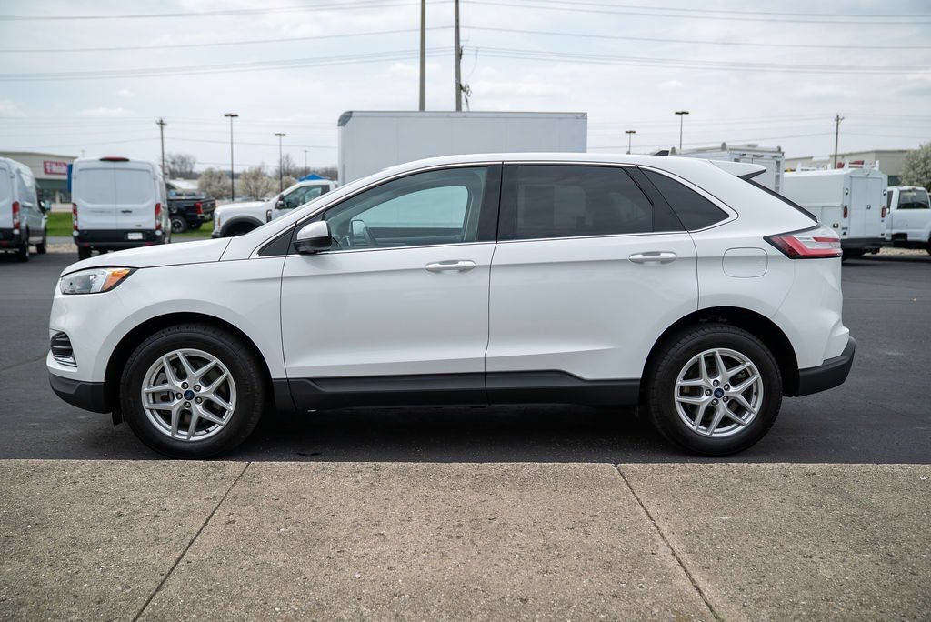 Used 2022 Ford Edge SEL AWD/4WD image 3