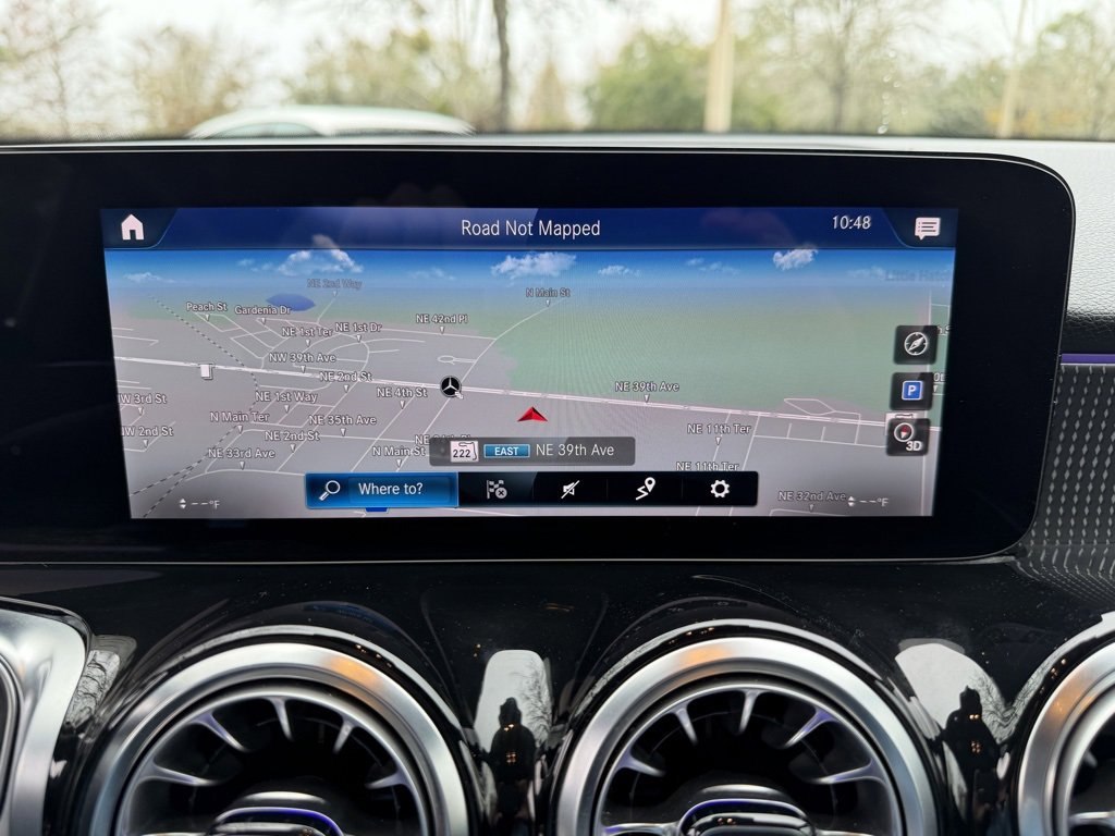 Used 2022 Mercedes-Benz GLB 250 GLB 250 image 24