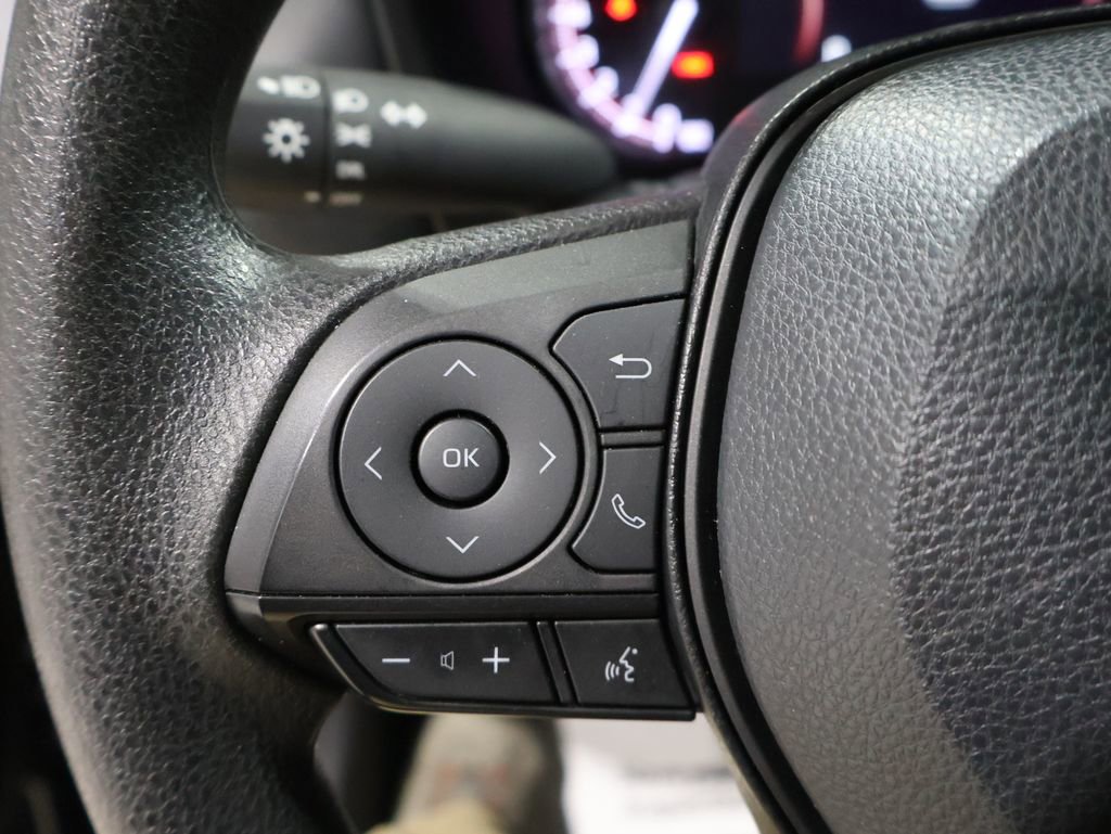 Used 2024 Toyota RAV4 LE image 34