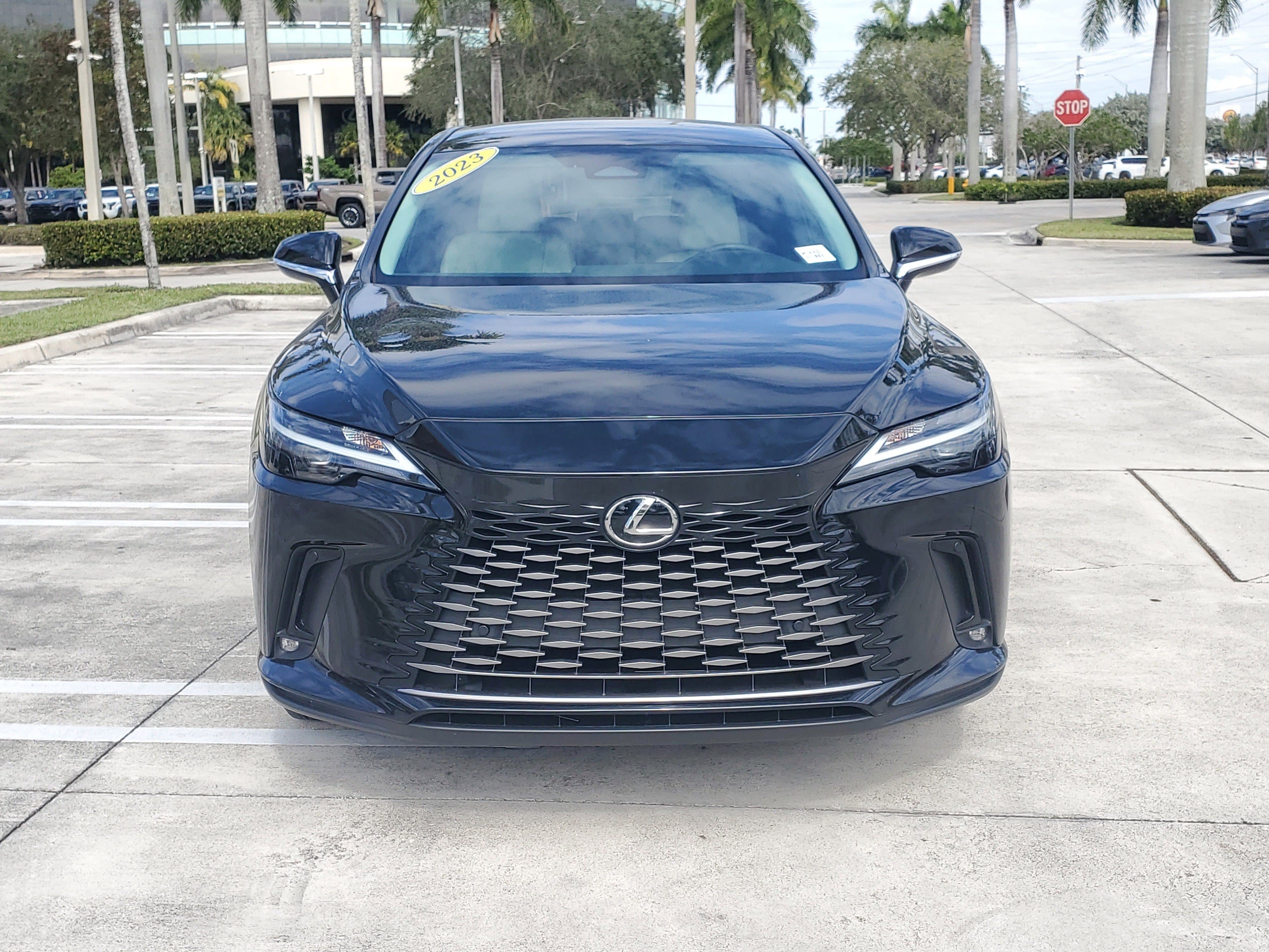 Used 2023 Lexus RX 350 FWD w/ Accessory Package (Z1) image 8