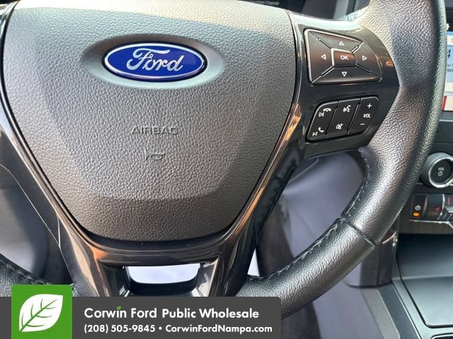 Used 2018 Ford Explorer XLT w/ Equipment Group 202A AWD/4WD image 16