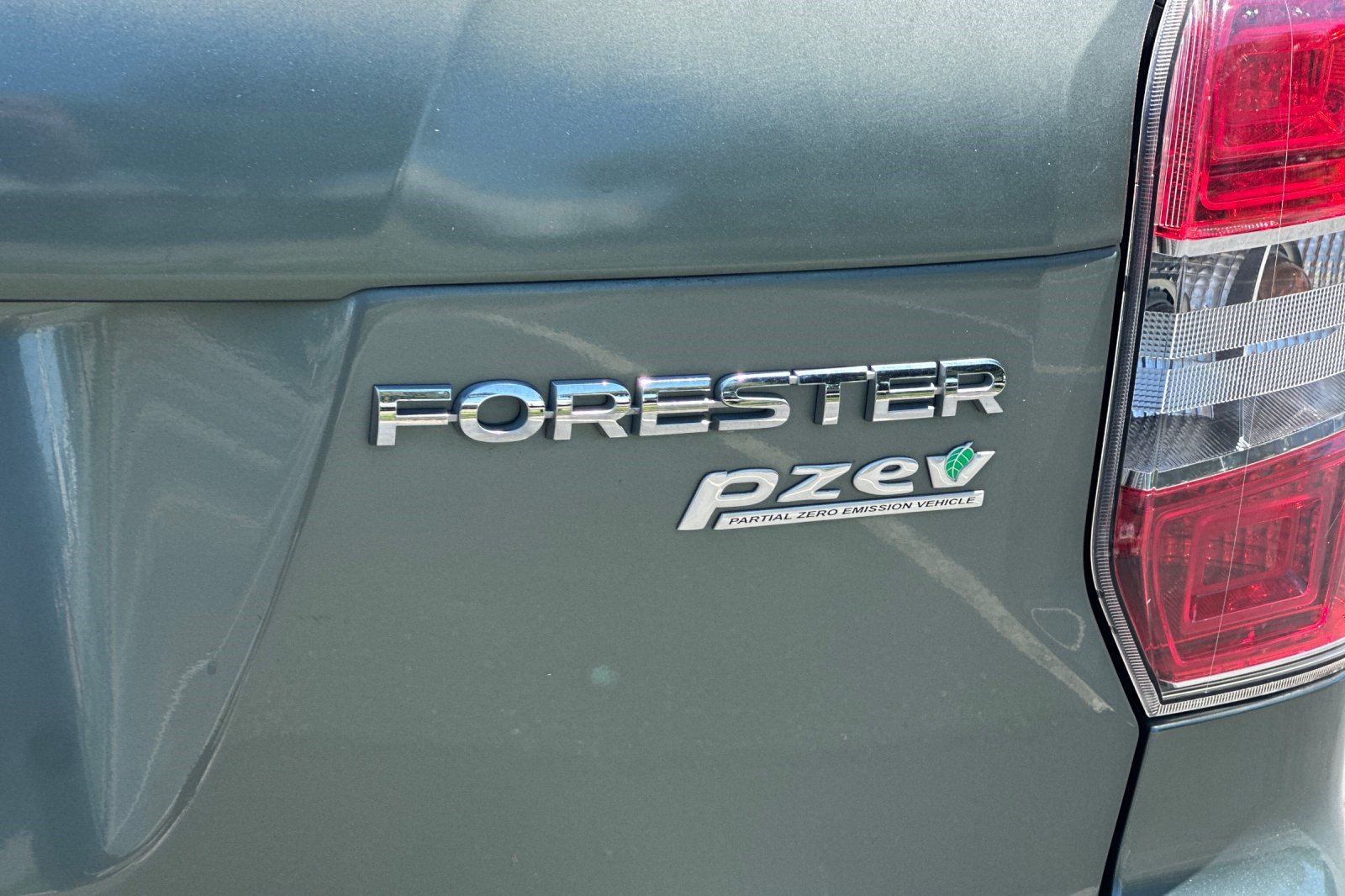 Used 2015 Subaru Forester 2.5i Touring w/ Protection Package #2 AWD/4WD image 36