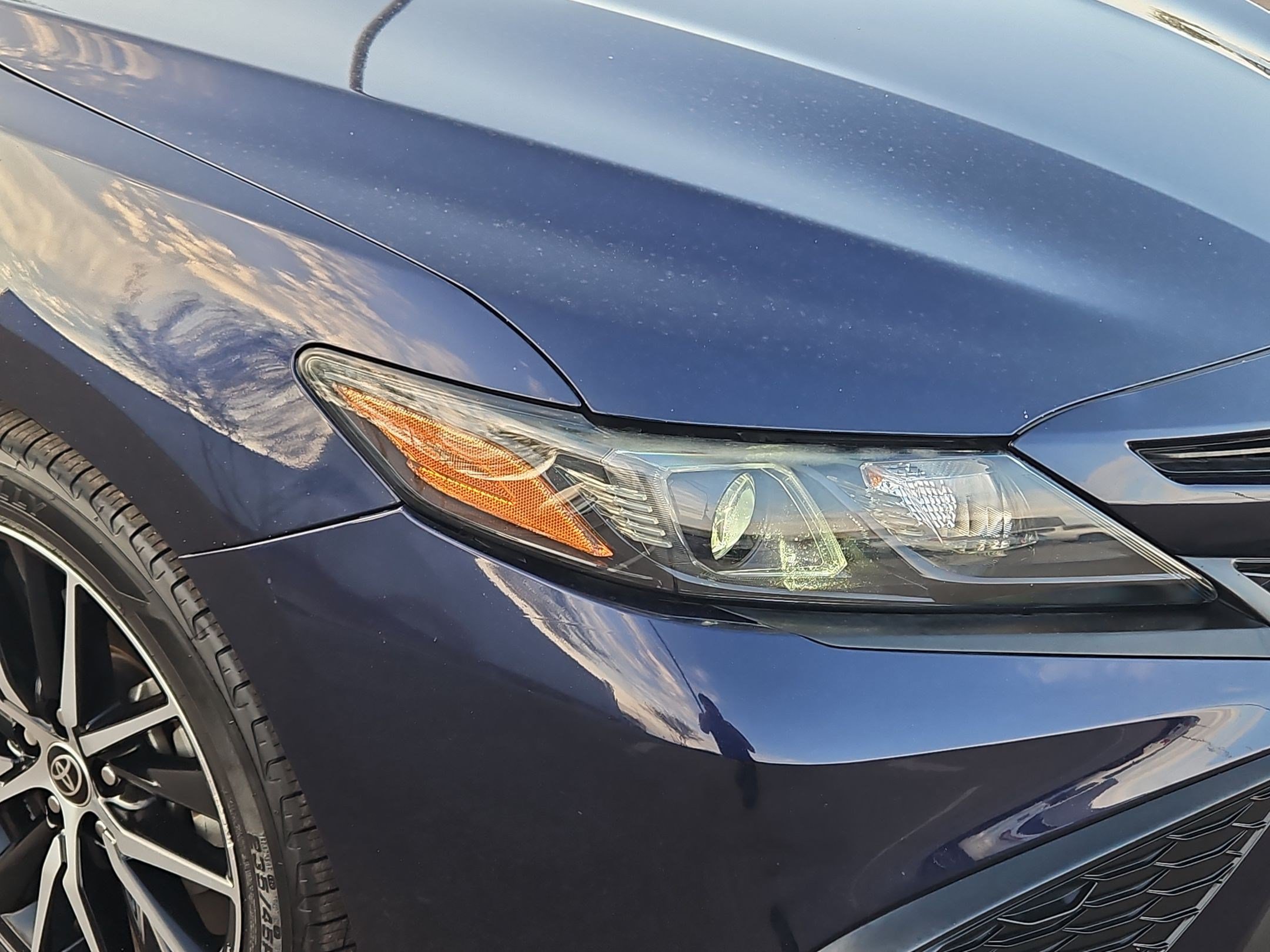 Used 2021 Toyota Camry SE w/ Convenience Package FWD image 10