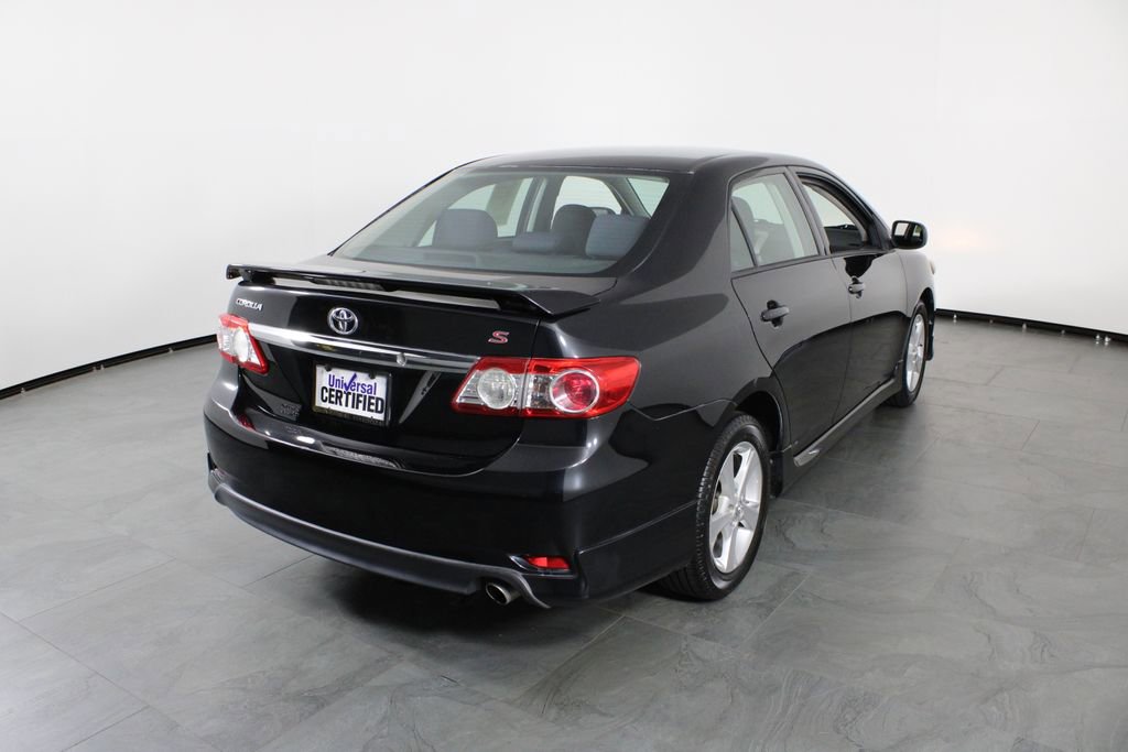 Used 2013 Toyota Corolla S image 15