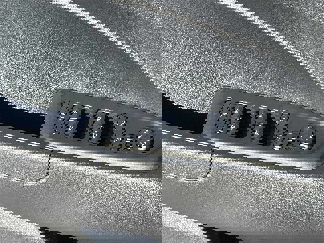 New 2026 Hyundai Venue SE image 20