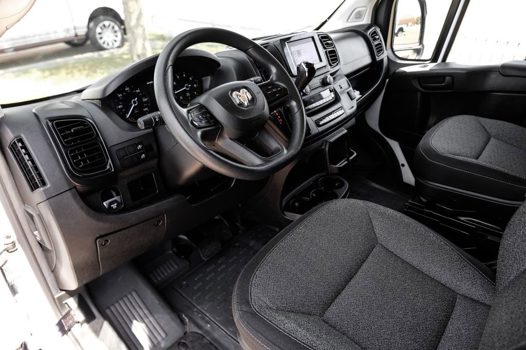 Used 2023 RAM ProMaster 2500 image 2
