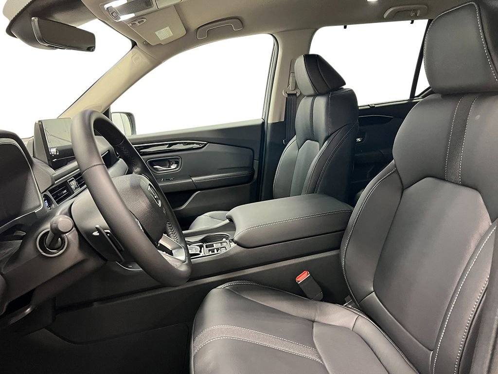 New 2025 Honda Pilot EX-L image 11
