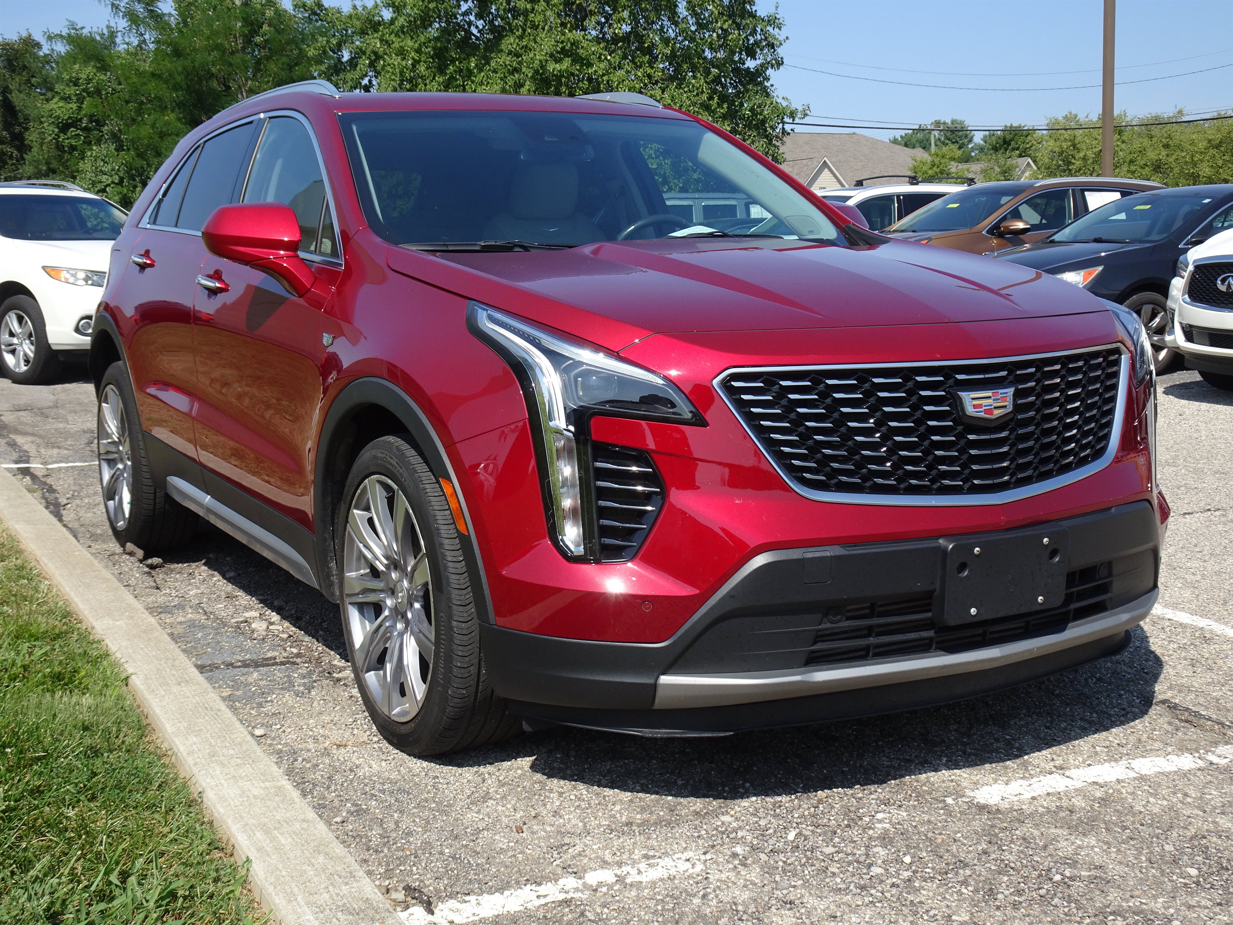 Used 2019 Cadillac XT4 Premium Luxury FWD image 7