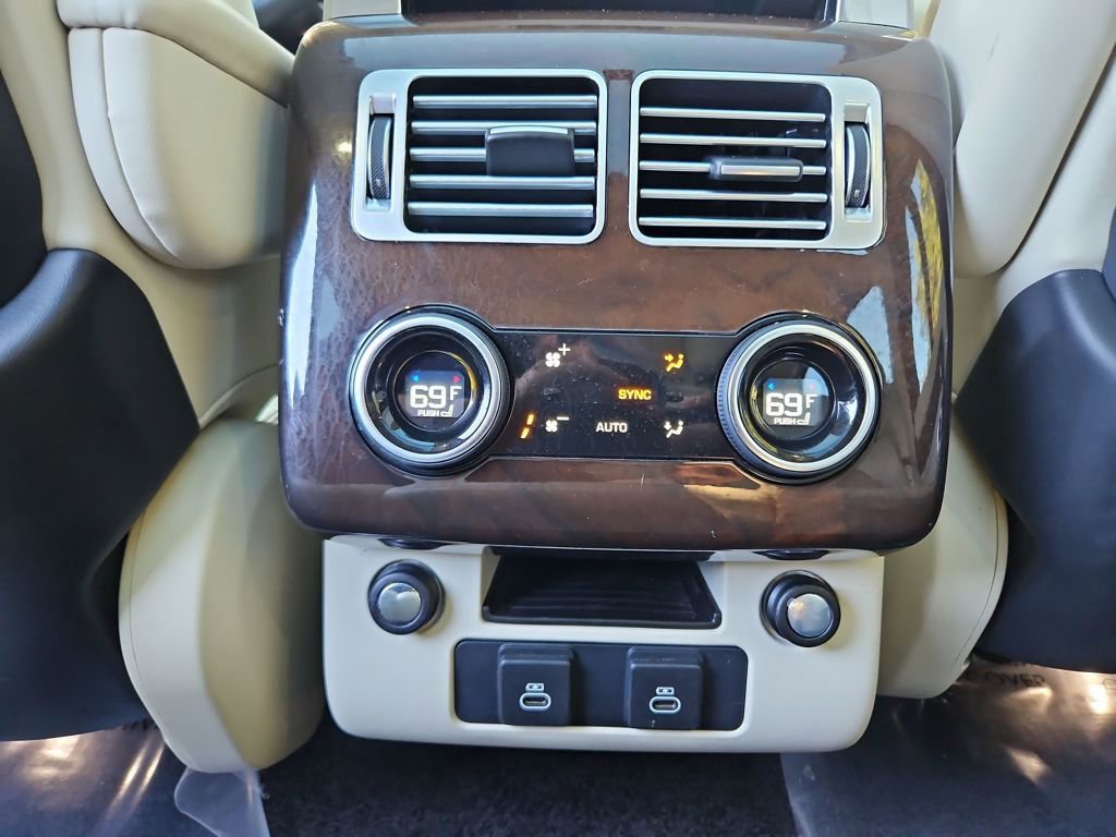 Used 2021 Land Rover Range Rover Westminster Edition image 32