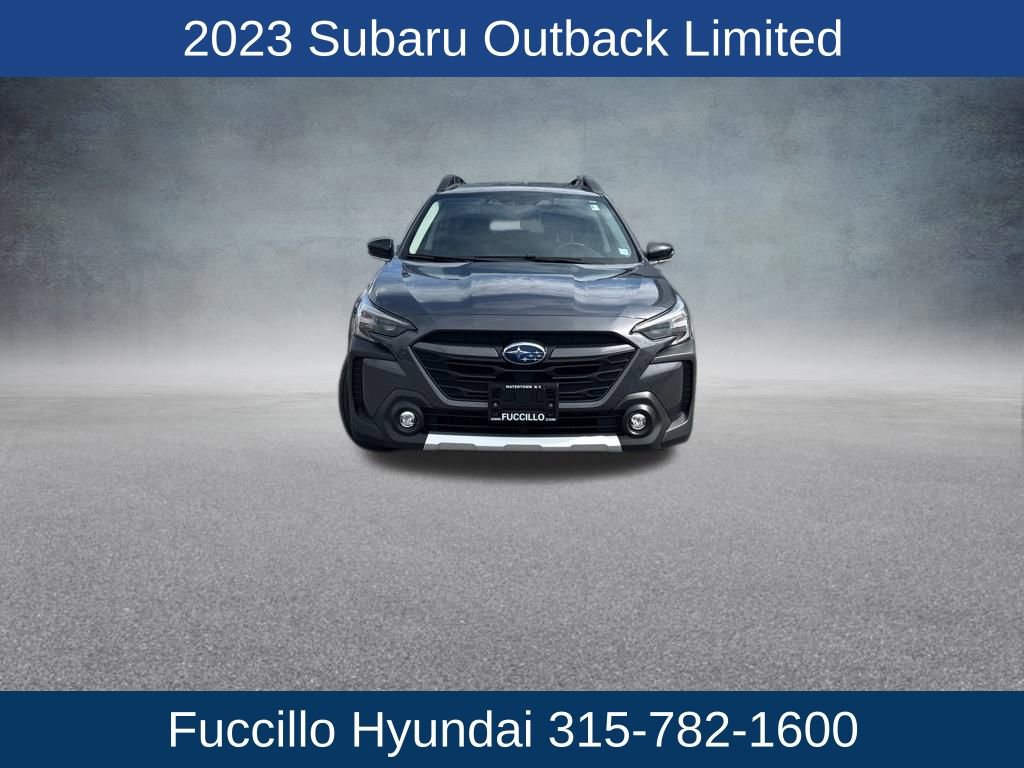 Used 2023 Subaru Outback Limited image 2