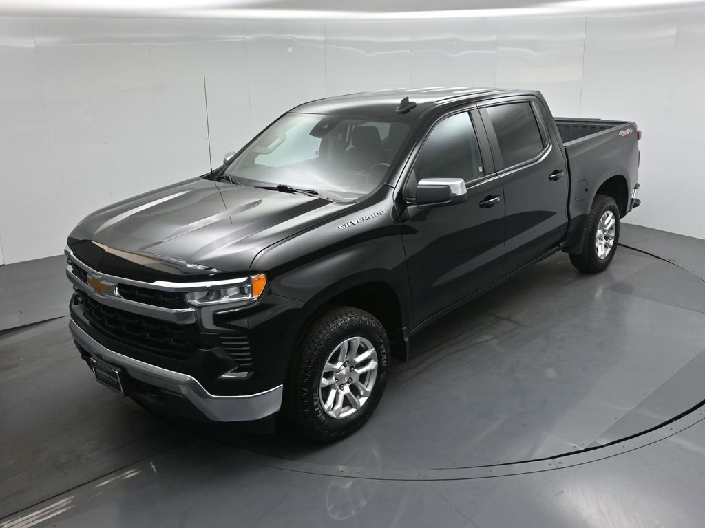 Used 2022 Chevrolet Silverado 1500 LT AWD/4WD image 35
