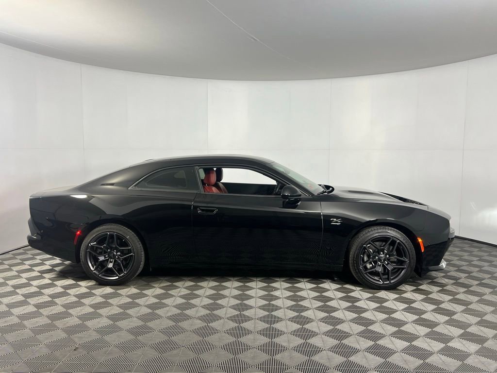 Used 2024 Dodge Charger R/T w/ Plus Group image 3